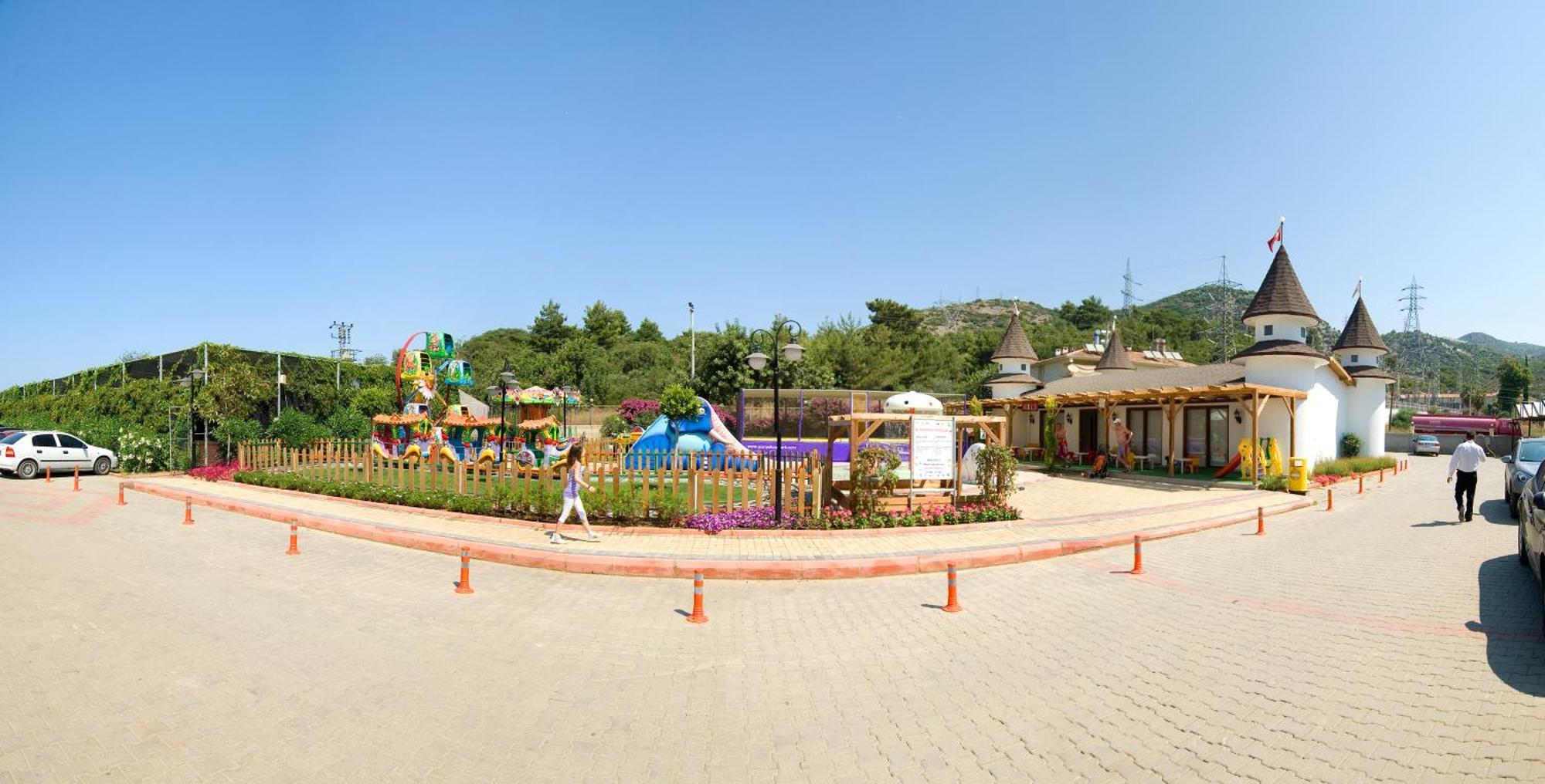Beach Club Doganay Hotel Konakli Bagian luar foto