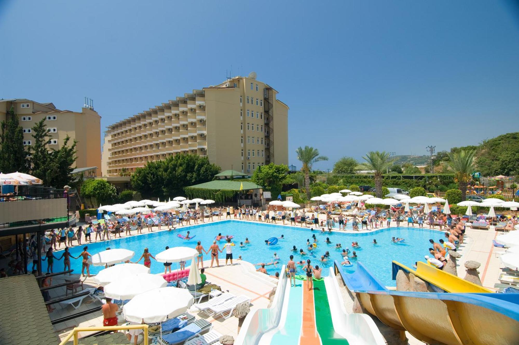 Beach Club Doganay Hotel Konakli Bagian luar foto